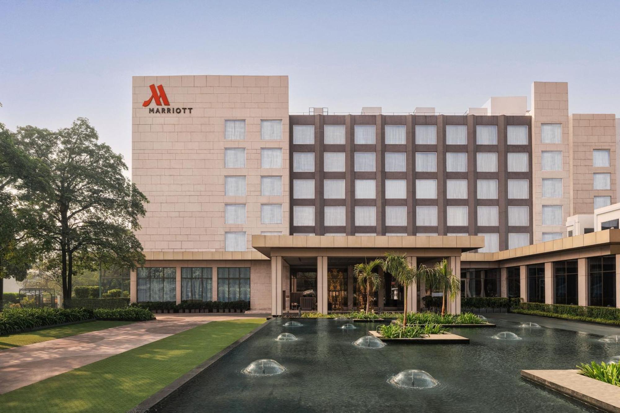 Indore Marriott Hotel Ngoại thất bức ảnh